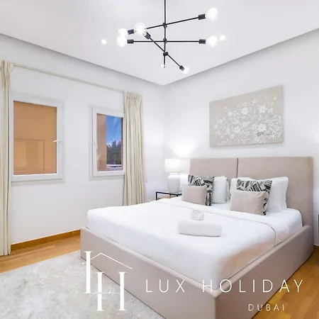 Lux The Meadows 5 Bed Villa Dubai Exterior photo