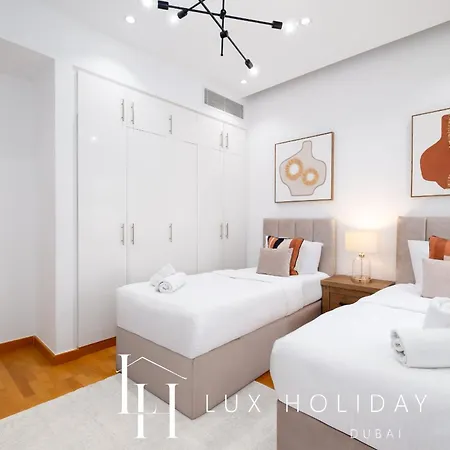 Lux The Meadows 5 Bed Villa Dubai Exterior photo