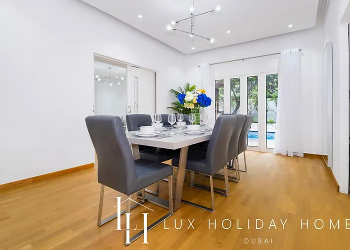 Lux The Meadows 5 Bed Villa